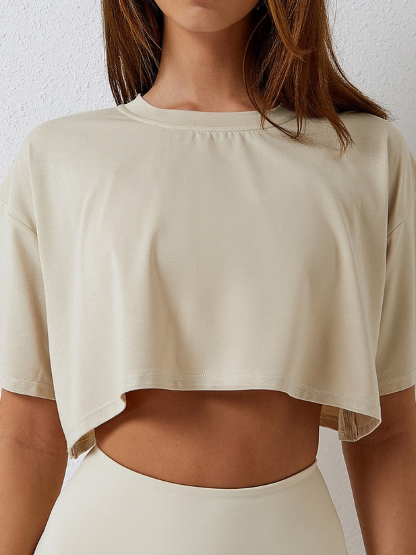 Cropped Casual Move